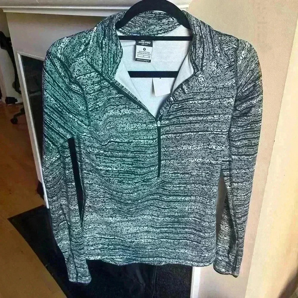 Nike pro Dri fit half zip up, small (NWOT) - Picture 1 of 3